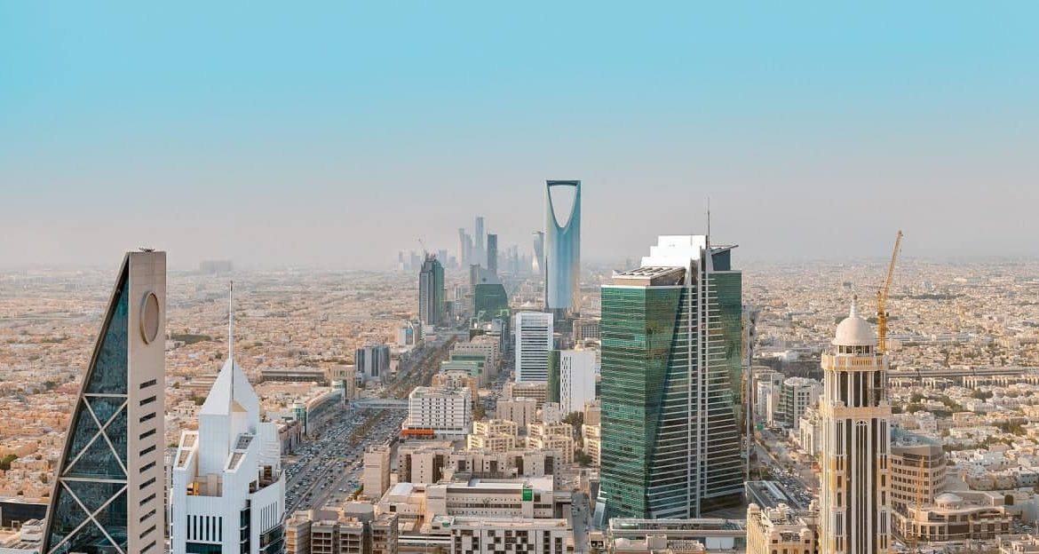 التصدير من السعودية: متطلبات وإجراءات يجب أن تعرفها
