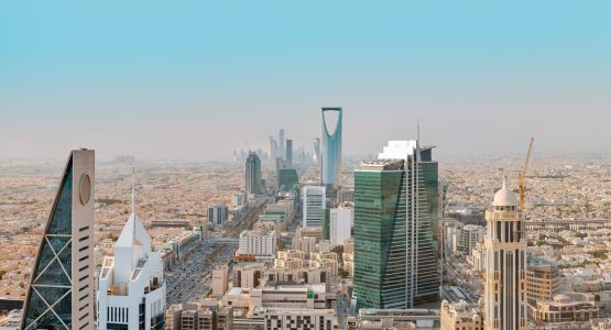 التصدير من السعودية: متطلبات وإجراءات يجب أن تعرفها